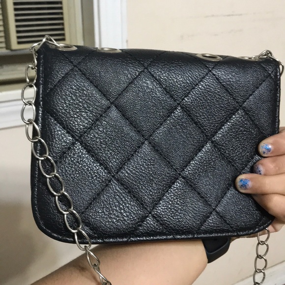 Purse - Picture 2 of 5